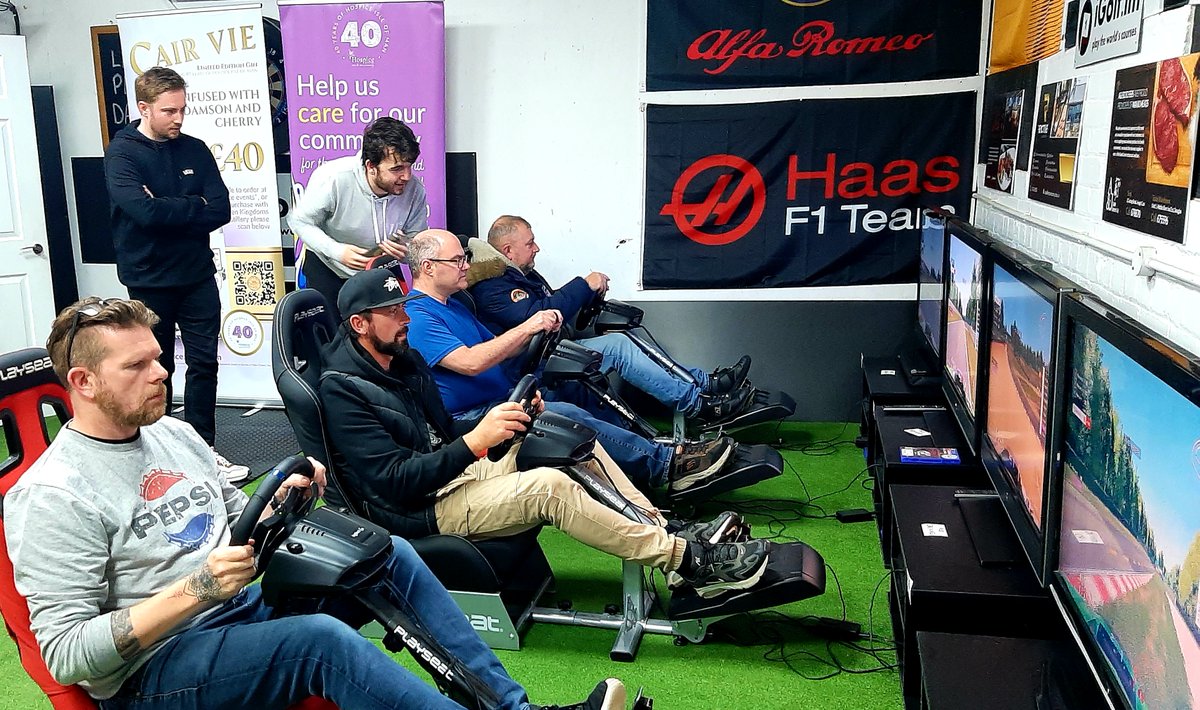 greenlight_tv's tweet photo. Team Greenlight goes Endurance racing round City of Douglas 🇮🇲
Well not entirely... four members went sim racing for #Hospice40thAnniversary at #iGolf.
Jules ‘Gravel-Grass’ Gravestock, Reece ‘Lightning’ Dinsdale. Christopher ‘Crayons McRae’ Cubbon
Jac Spud Cannon 1/2 https://t.co/KwlHWIviFN