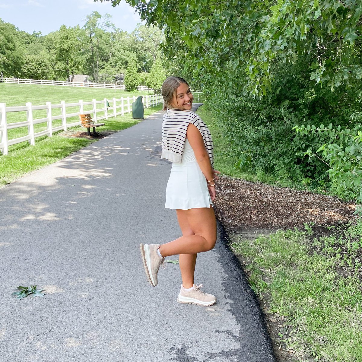 Fall-approved sneakers // the LUNA shot by @emmanyost