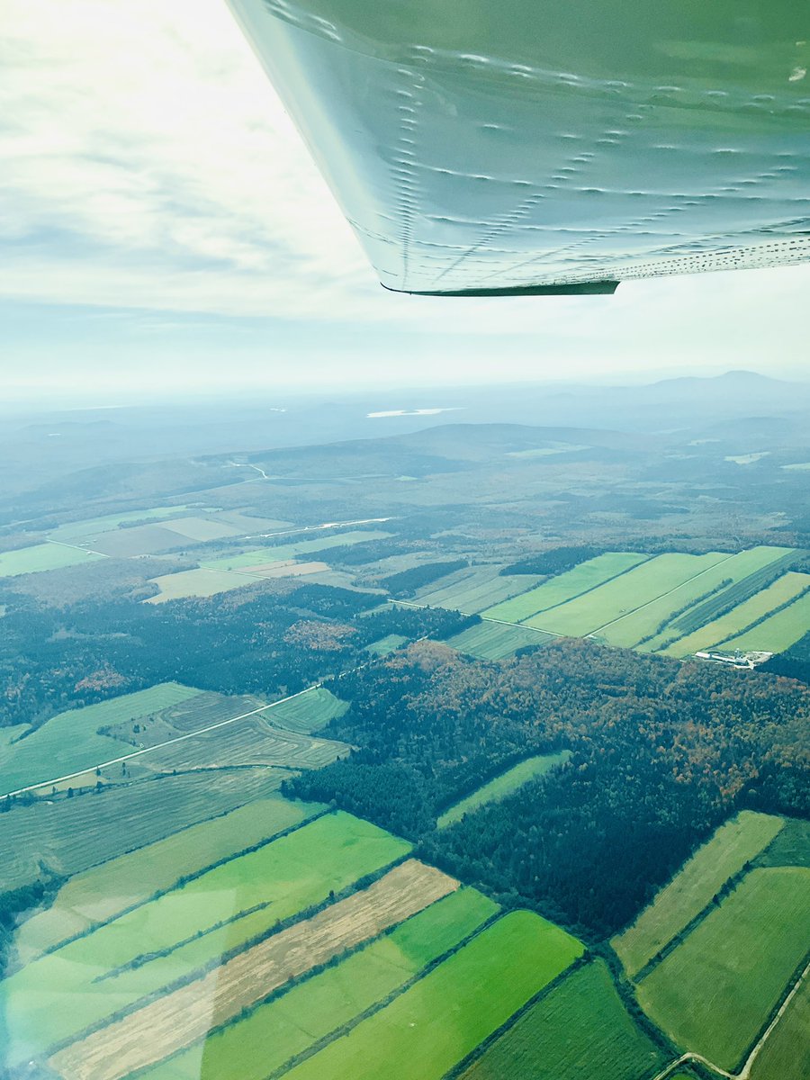 For #WingFriday flight from Montreal to Thetford Mines yesterday. Weather has been so nice, the fall colours are not in full bloom as yet. #avgeeks #C177 #TeamHighWing #FlyCessna
