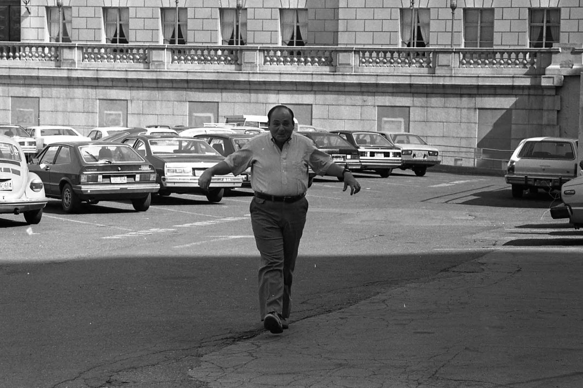 HouseArchives's tweet photo. Happy #funphotofriday #archivesmonth https://t.co/0i2Mor0kZ9