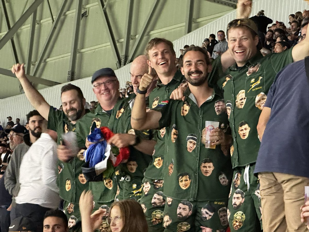 And best dressed at the #NZvURU match last night in Lyon but a country mile! <a href="/SuperSportTV/">SuperSport 🏆</a> <a href="/Springboks/">Springboks</a> #SSRugby