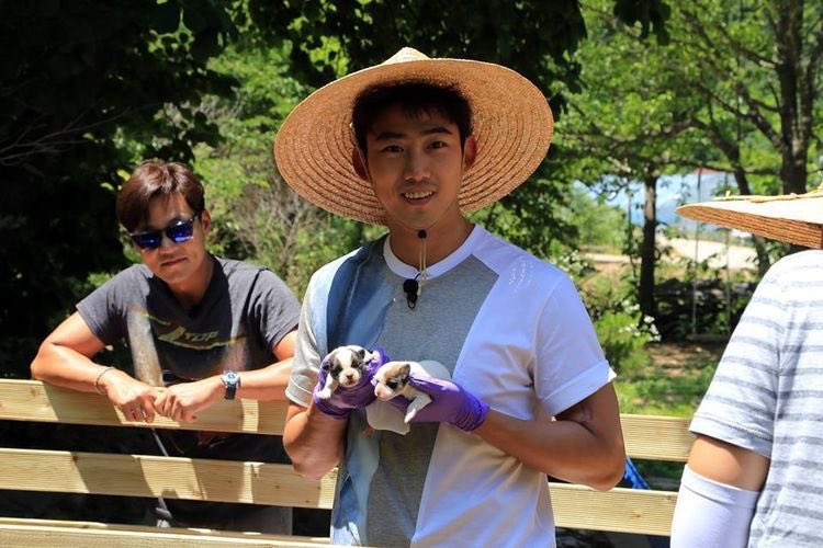 Bongbong2712's tweet photo. Letโs manifest that together, Iโm rewatching 3MAD this week cos I miss farmer Ok Bingu & baby Eddie sm ๐ถ๐ฑ
#Taecyeon #3MAD #์ผ์์ธ๋ผ https://t.co/CLI9dYOo2Q
