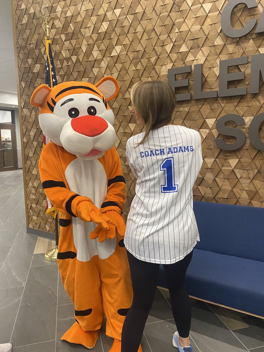 Kristen Selm tweet media