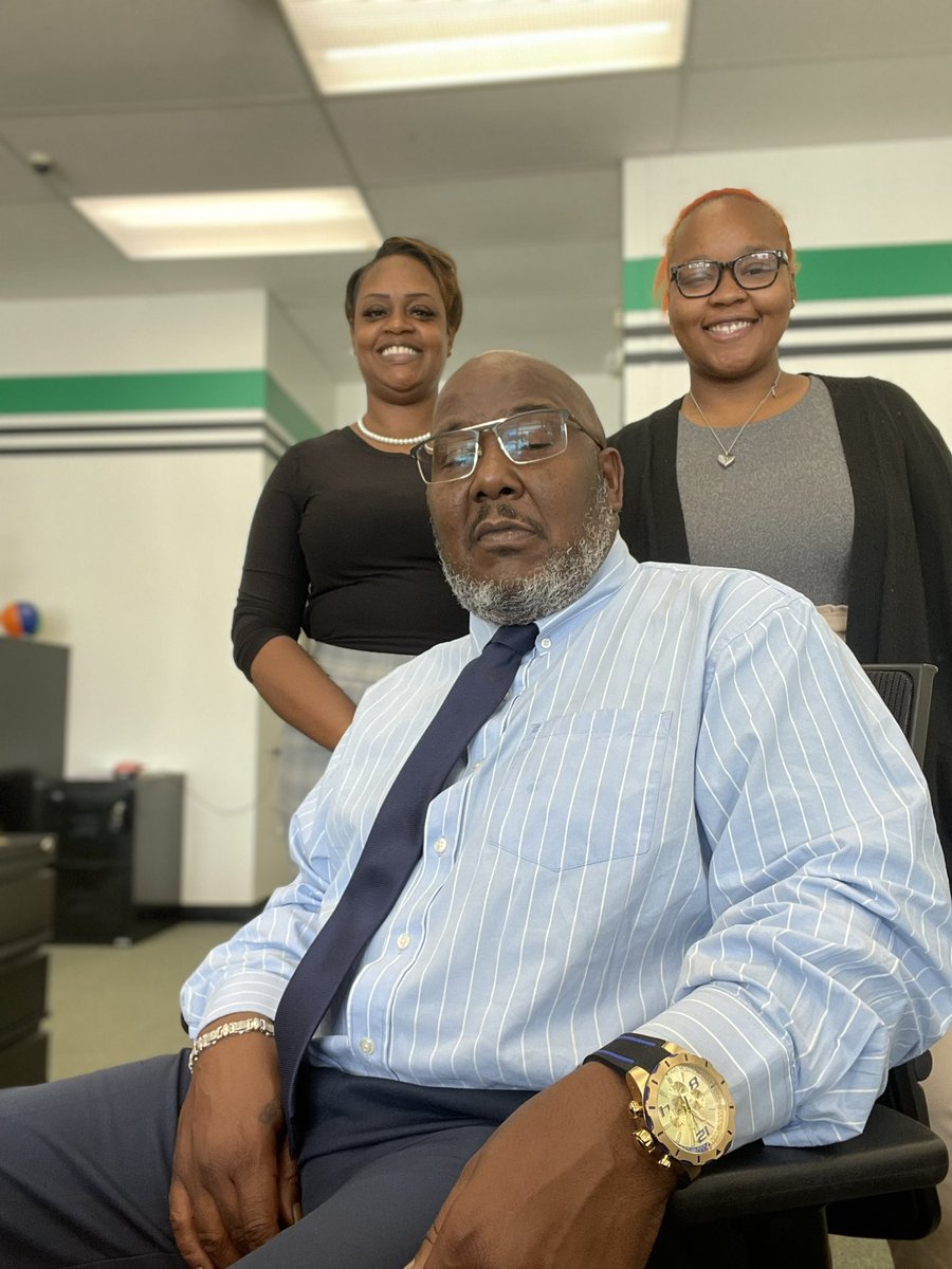 A smile is a curve that sets everything straight! Thankful for another day and looking forward to the beauty of October! <a href="/TMXCompanies/">TMX Companies</a> @TMXCareers