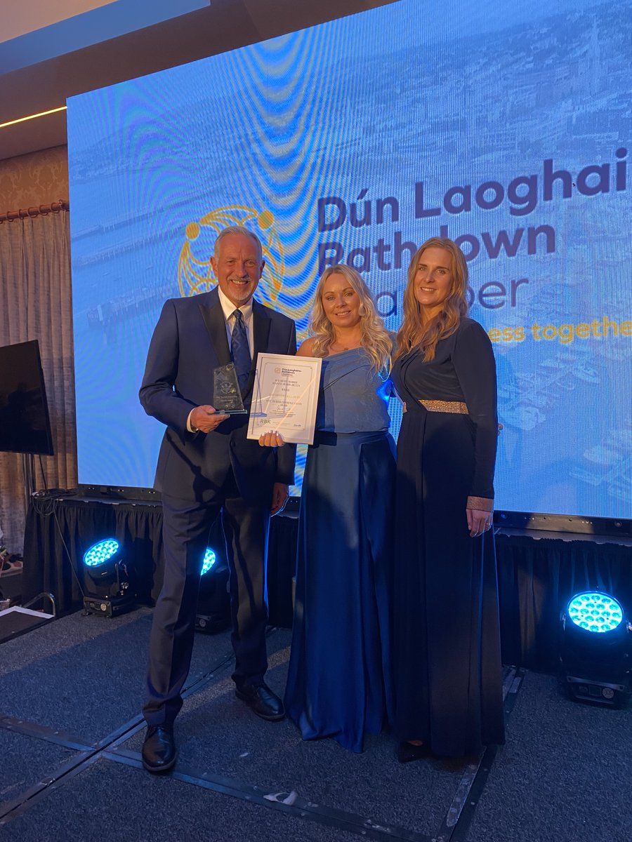 The team at Leopardstown were absolutely delighted to be awarded 'Best Tourism Experience' at last night's Dun Laoghaire Rathdown Chamber Business Awards 💫

<a href="/dlrcc/">Dún Laoghaire-Rathdown County Council</a> | <a href="/DLRTourism/">DLR Tourism</a>