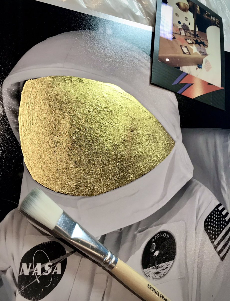 YourNFT's tweet photo. Something is coming!!!

My NEW project. 

Have a good weekend everyone 😀

#bowie
#nasa https://t.co/x7dKyZr4yX