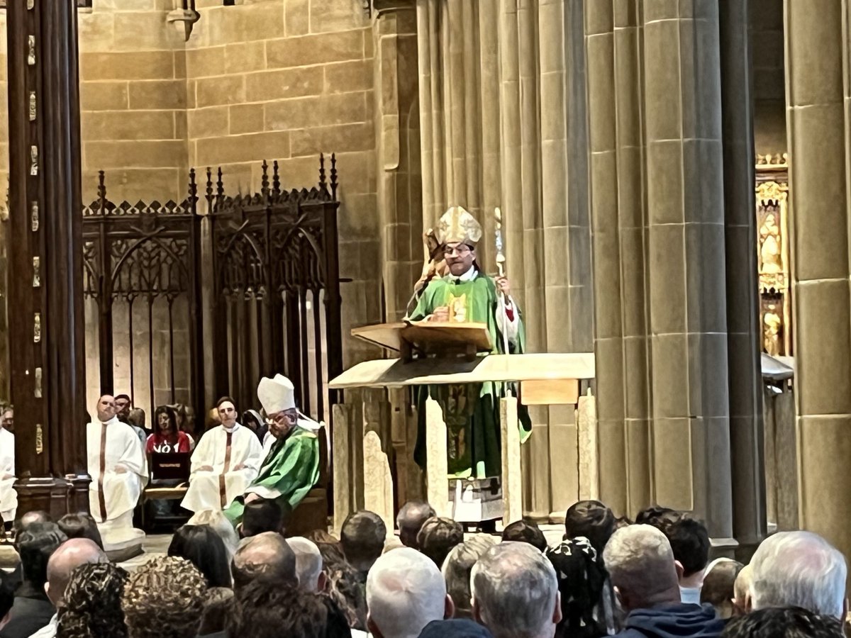 kathrynlopez's tweet photo. We are called to radical solidarity with women β Columbus Bishop Earl Fernandez #OhioMarchforLife #WhyWeMarch https://t.co/MpBByIqZ1J