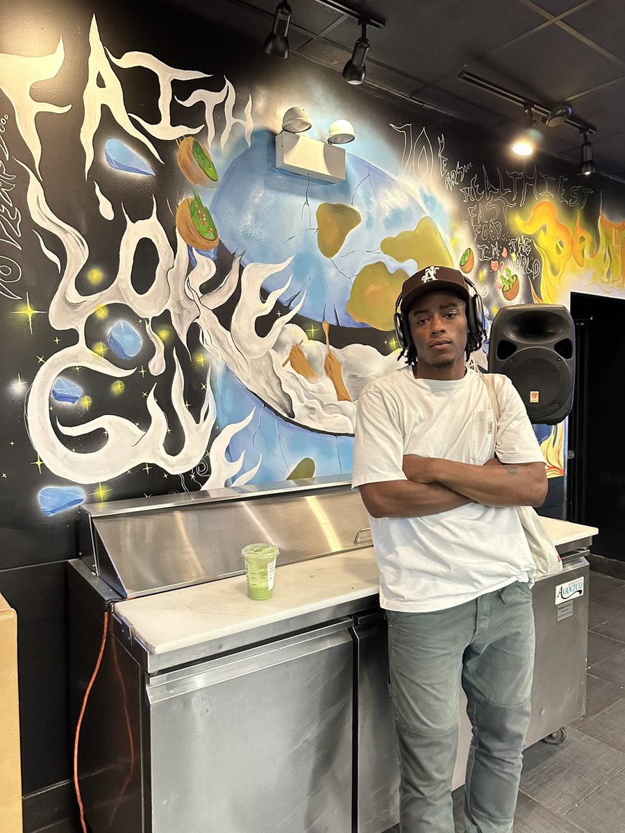 M1CVH's tweet image. Micah from Chicago, this is my art.