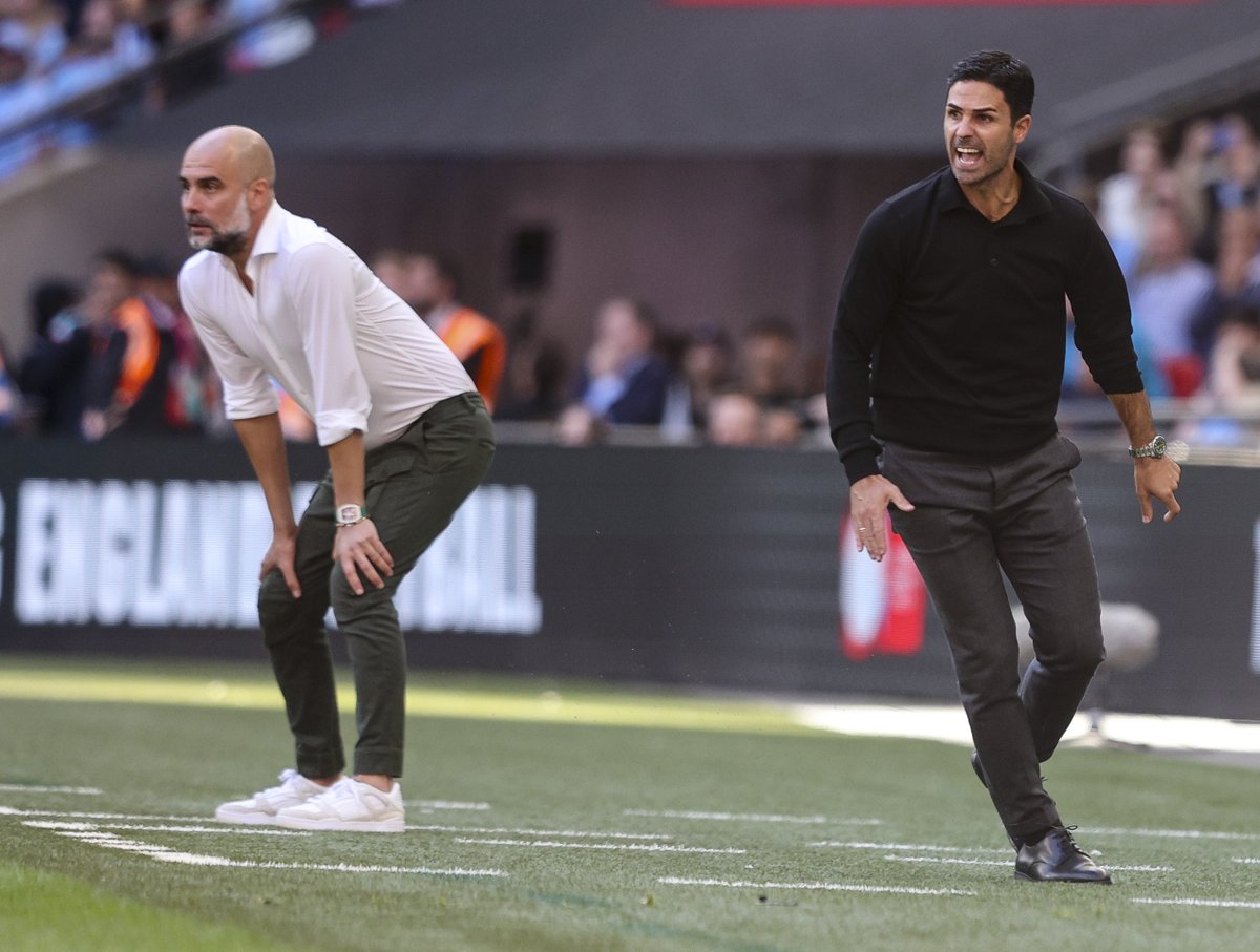 thefootballweek's tweet photo. Mikel Arteta was student to Pep Guardiola across three seasons as an assistant coach at City, but while he's enjoyed a few cup wins, he's struggled to match the master in the league. When these two get together, you can expect technical quality and some wacky tactical maneuvers. https://t.co/eXovZnvZVa