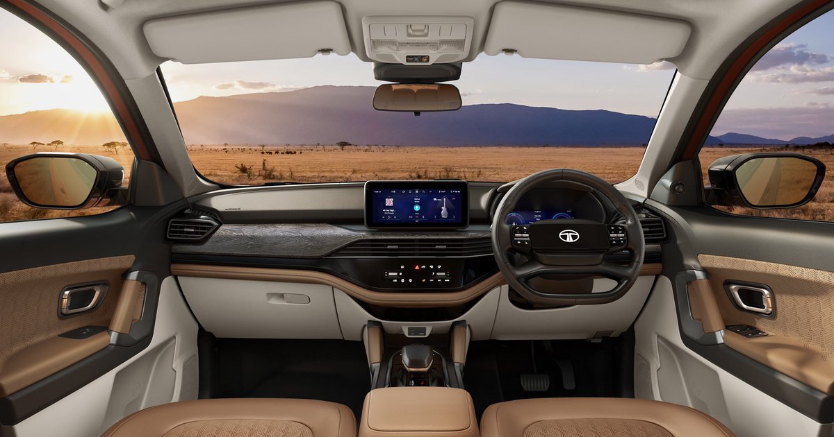 BenGracias's tweet photo. The Tata Safari and Harrier facelifts have been revealed. Highlights are a more distinctive, aggressive face and new minimalistic dashboard. Both continue to be powered by a 170PS 2.0-litre motor. Stay tuned for more as we will be driving them both next week! https://t.co/WXv69V0oWG