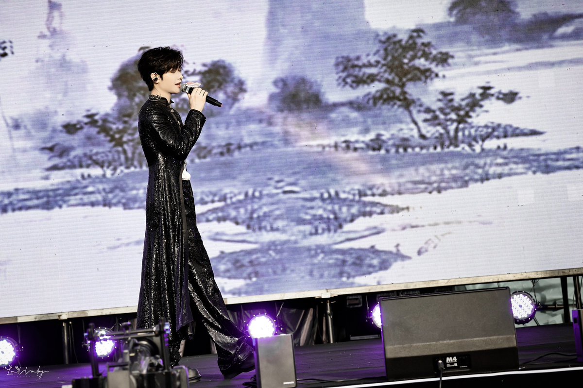 Lullaby_高卿尘 tweet media