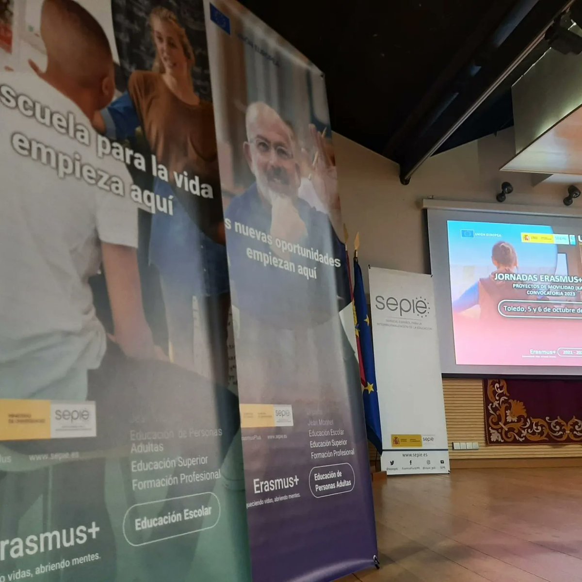 txominaresti's tweet photo. Eramus+ KA-122 proiektuak aurrera eramateko jardunaldi bereziak, eskola eta pertsona nagusien hezkuntzan, 2023 ko deialdia Toledon "Jornadas iniciales de proyectos de movilidad erasmus+ KA-122 en Educación Escolar y Educación de Personas adultas" Convocatoria 2023 en Toledo. https://t.co/SmPmuxFetL