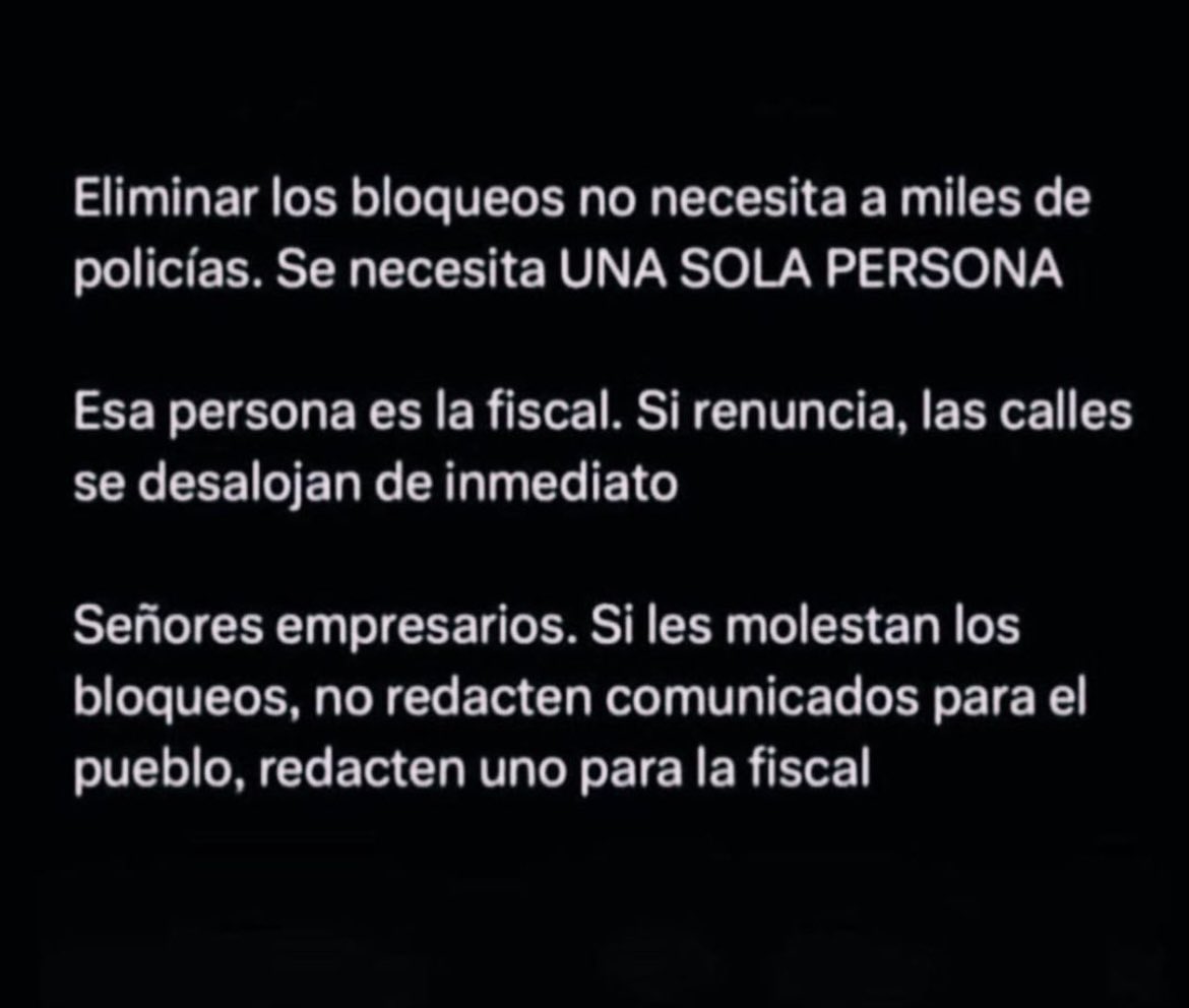 pameg31's tweet photo. ¡Mejor,  imposible! 

#RenunciaConsuelo #BloqueosGT #ParoNacionalIndefinido https://t.co/kEgANuFU6J