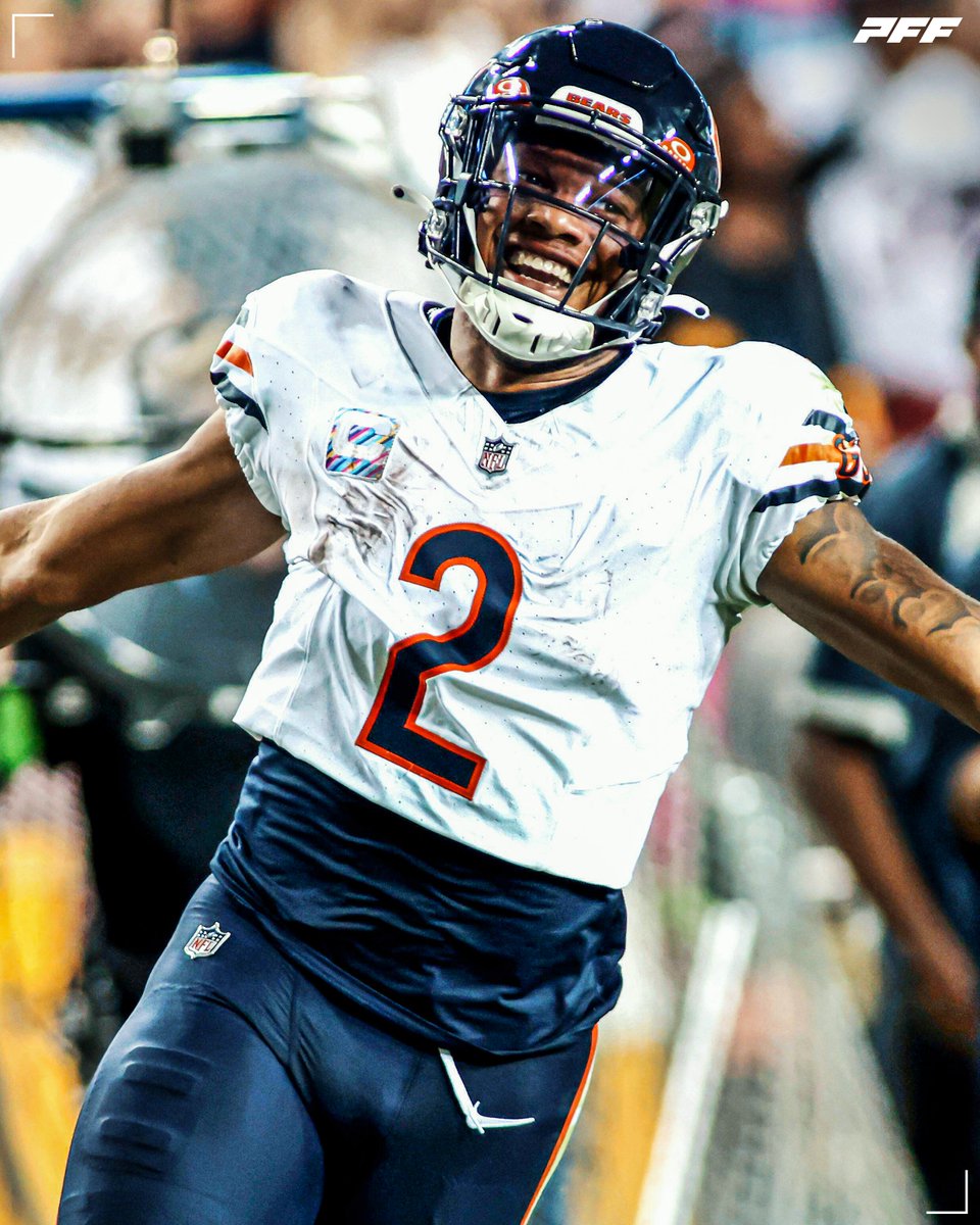 PFF's tweet photo. DJ Moore - 361 receiving yards over the past two weeks

The most in a 2-game span by any Bear in NFL history 💪 https://t.co/3tsiPma9Dy