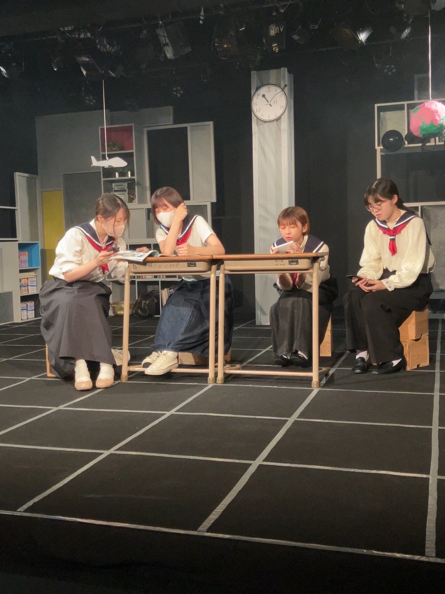 boisdressing's tweet photo. 【㊗️受賞しました🎉】
第76回岩手芸術祭「県民文芸作品集第54集」の戯曲・シナリオ部門において、阿久津琴己の「#それでも地球は青かった」が奨励賞を受賞しました。
先月ボイドレ公演#09として上演したこちらの作品。舞台写真を少しだけフォロワーの皆様にお裾分けです。 https://t.co/UsQ4N3F3Z2