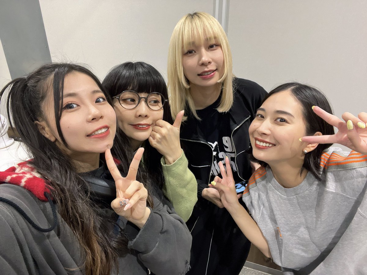 COCOpate_GANG's tweet photo. マイカお誕生日おめでとう🎂🧡‼️

そして同期のおめーらもおめでとう〜
加入して丸7年みたいです
これからもよろしくお願いします‼️ https://t.co/4d6401iWme