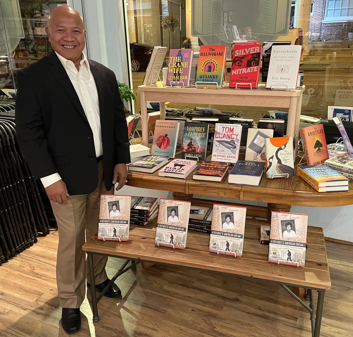 Leth Oun Book tweet media