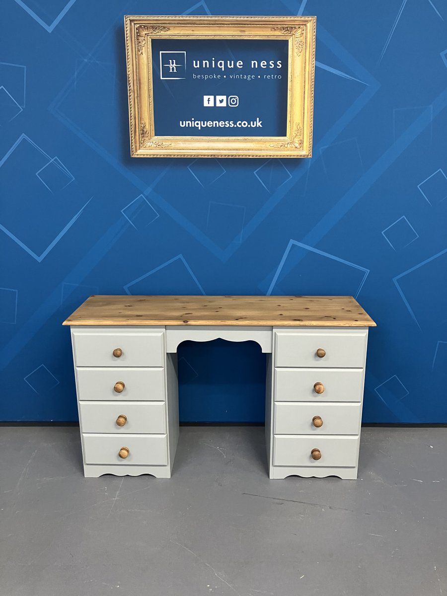 Our local creative team at Uniqueness have revitalised this Desk, by sanding it back, finishing the wooden surfaces in Browning Wax and painting with Frenchic Al Fresco City Slicker.

£189 W: 137cm H: 82cm D: 44cm