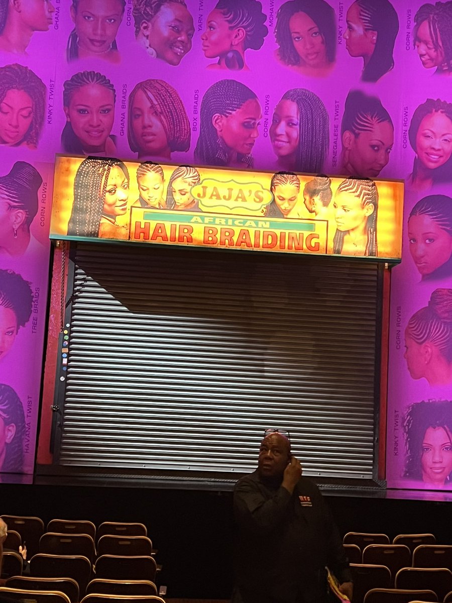 Went to see #jajasafricanhairbraiding on Broadway last night with beautiful. @LescheaShow Great show. Great acting. Great story. Great set. Get some tickets and go enjoy this like we did!