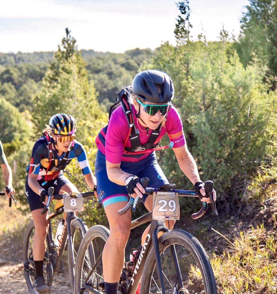 Interviews with <a href="/JRWessling/">JohnWessling</a> from the Snowshoe UCI MTB World Cup and Jenna Rinehart from the Lifetime Grand Prix at Trinidad CO, featured in this weeks MW MTB Report. Thanks always for the great recaps! 

skinnyski.com/racing/display…