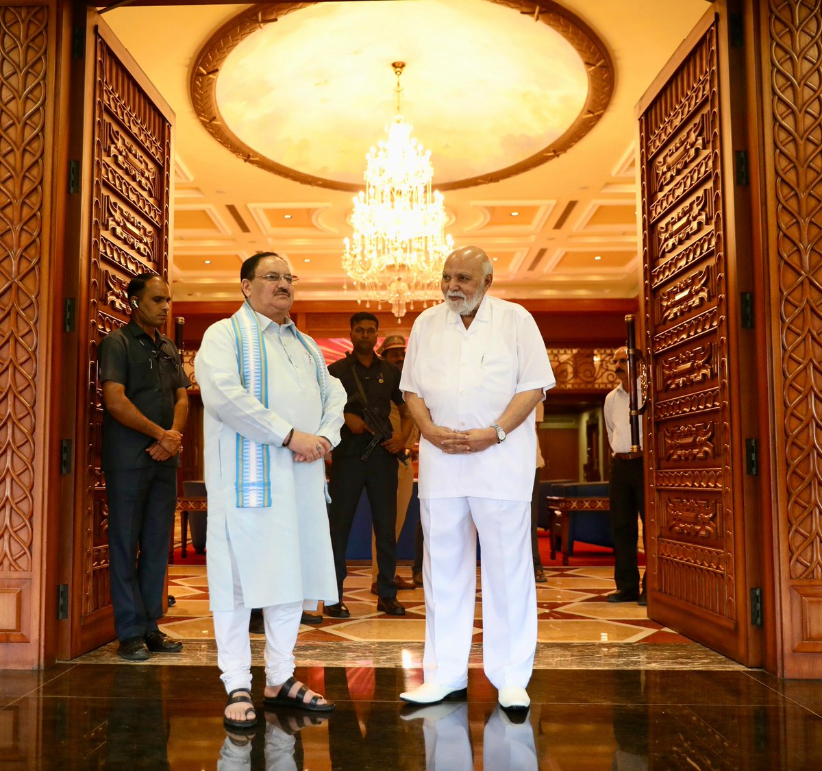 Met Shri Ramoji Rao Garu at his residence in Hyderabad today.   He is a pioneer and visionary whose contributions to the world of cinema and media are a source of inspiration for countless people.