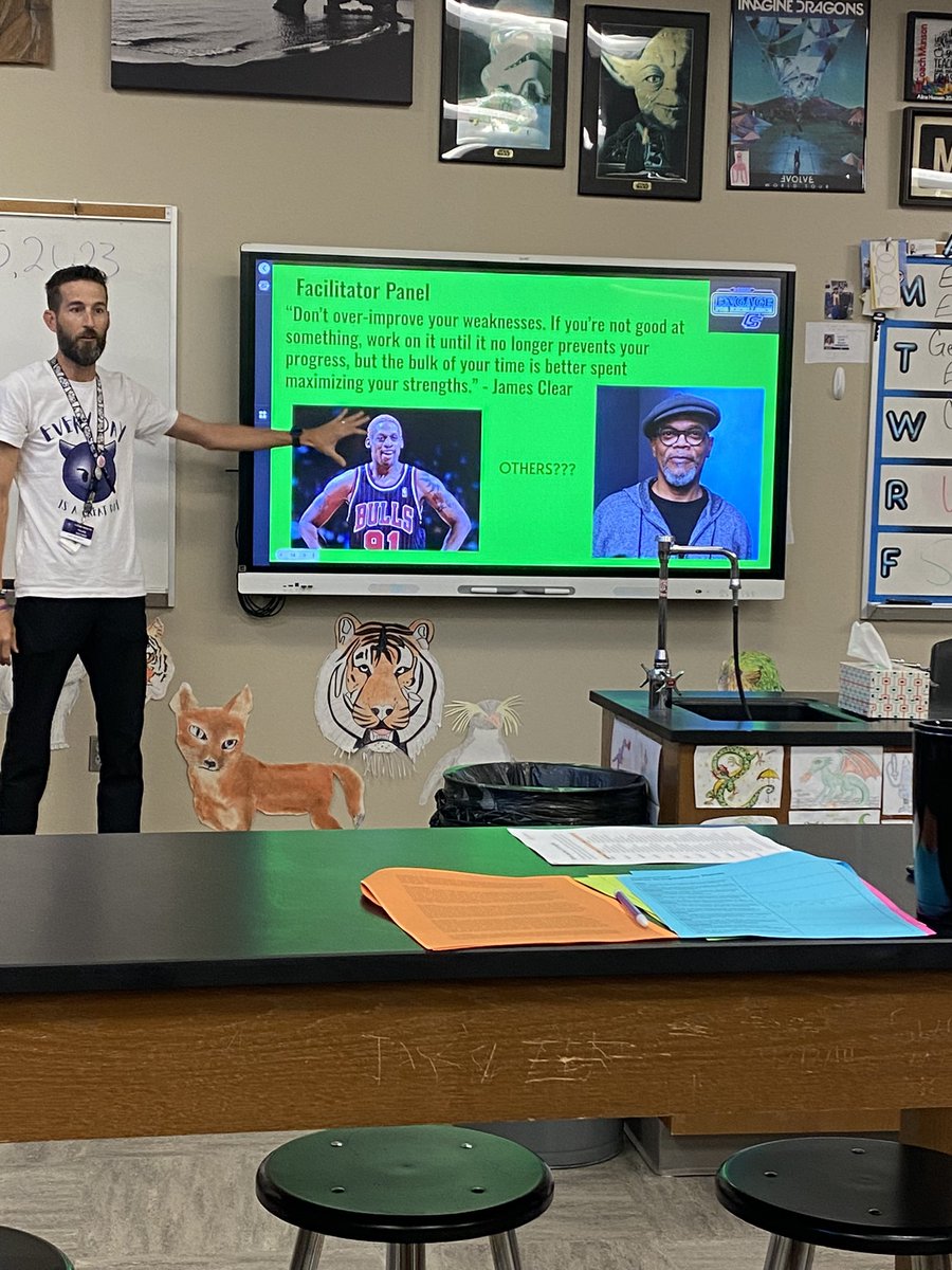 _CoachCarreon's tweet image. Great morning session learning from @coachmunson.  Definitely understand why his Bio students excel in his classroom!  #maximizer #cliftonstrengths #Cougs