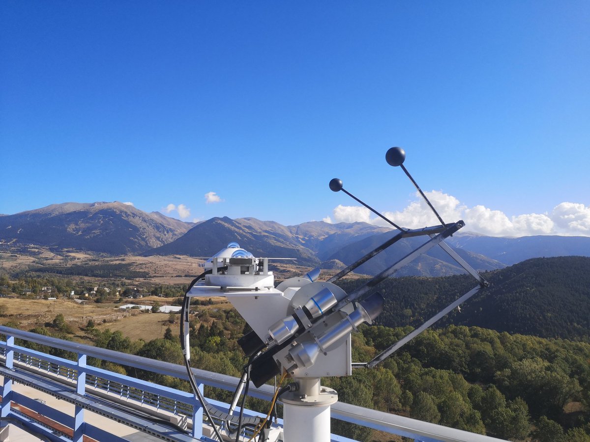 Clap de fin pour les visites insolites du four solaire de #FontRomeu au laboratoire @PROMES_CNRS ! À l'année prochaine ! 👋 #FDS2023 #CNRSinsolite