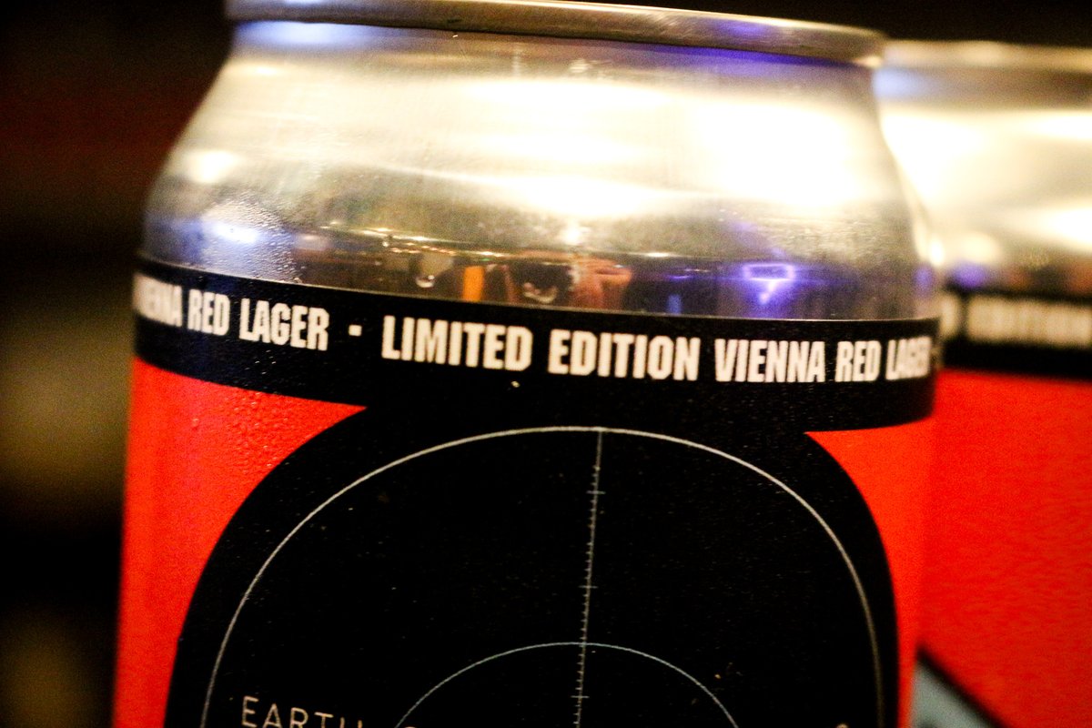 🚨🍻 GIVE AWAY TIME 🍻🚨

Happy Friday! This week, we are giving you a chance to get your hands on our newest limited-edition beer, Red October. All you need to do to enter is: 
- Retweet ♻️
- Follow us 💗

Good luck folks