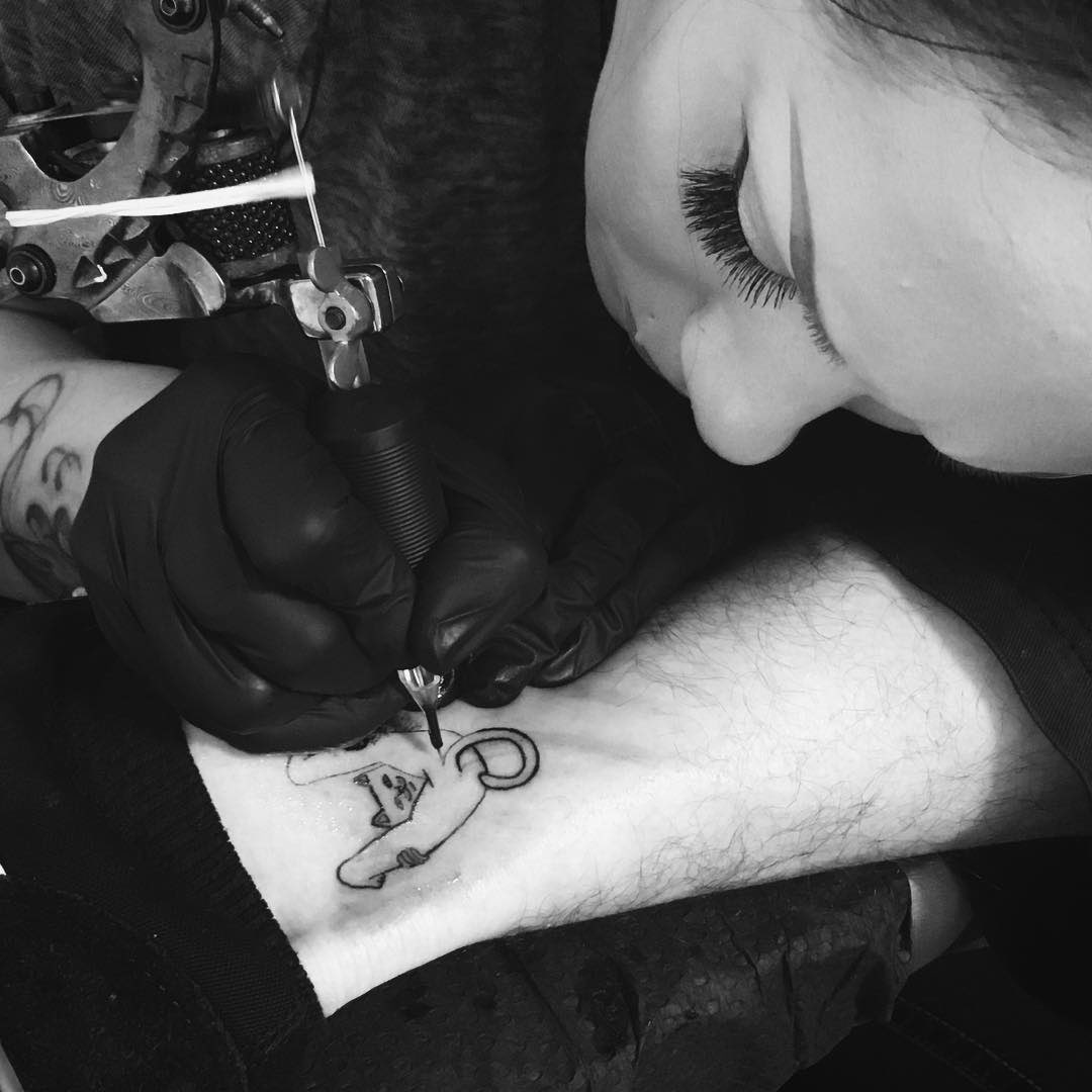 Capsul__'s tweet photo. Alot of streetwear brands tell a story, were born from a community, represent an ideology and have attached memories. Or just have cool logos and slogans which in recent years have made for great tattoos. Here are some we’ve come across. https://t.co/lxkIzmAOer