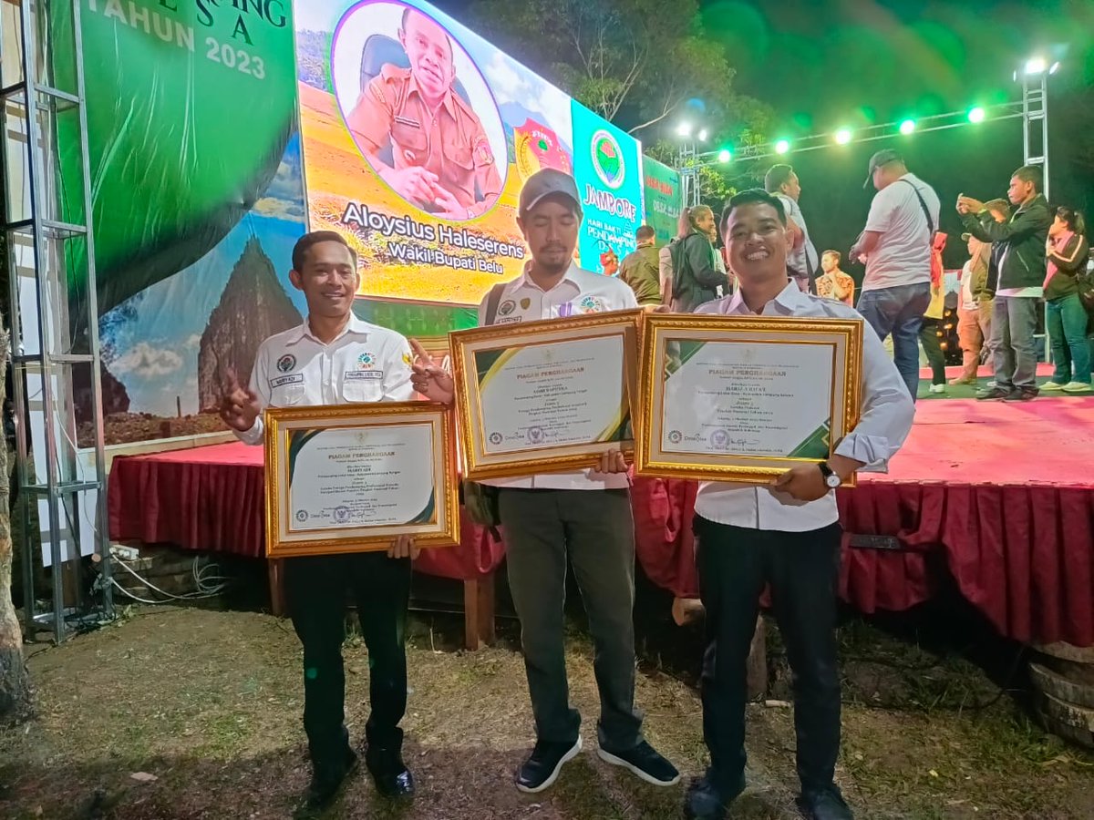 Selamat kepada :
1.Adhi Saputra (PD Lampung Tengah) Juara 3 Nasional Wilayah Barat TPP Inspiratif.
2.Maryadi (PLD Lampung Tengah) Juara 2 Nasional Lomba Menulis dan 
3. Hariz Arifai ( PLD Lampung Selatan) Juara 3 Nasional Lomba Podcast 
#HariPendampingDesa
<a href="/halimiskandarnu/">ABDUL HALIM ISKANDAR</a>