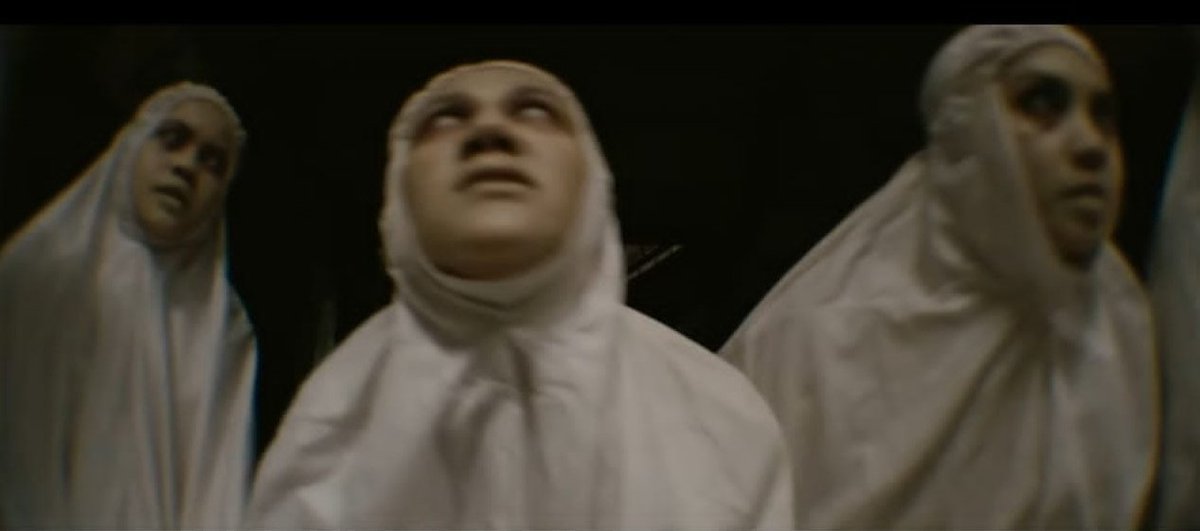 HabisNontonFilm's tweet photo. Gila! Trailer SIJJIN langsung munculin banyak penampakan ganas. Paling parah sih pas lagi salat jenazah, malah diganggu orang kesurupan.

Tumben Anggika Bolsterli jadi jahat. Tayang 9 November di bioskop! 

Trailer di reply👇 https://t.co/p1ikHH1wlA
