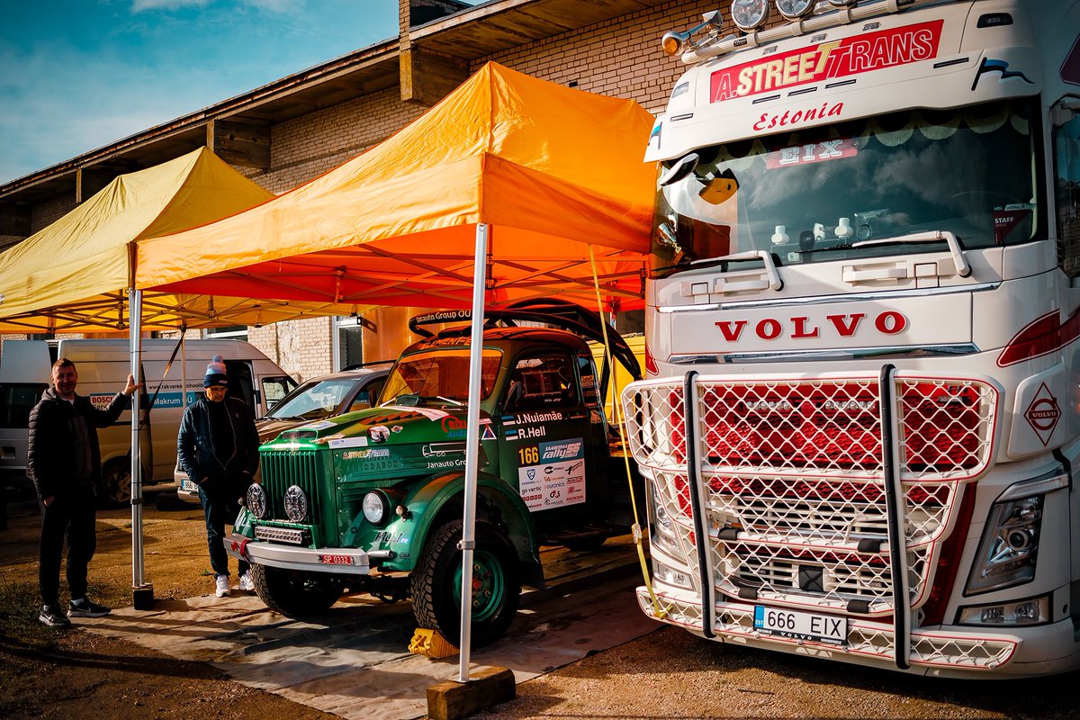Juba varsti kõlavad Kuressaare tänavatel kenad ralliautode hääled ja seda kõike saab jälgida nii EAL YouTube kanali otsepildist (youtube.com/live/ZXF7mkMWi… ) kui ka kohapeale vaatama tulles. 

Saaremaa Rally soovib kõigile emotsiooniderohkeid rallielamusi!💪🏼

Fotod: Alari Kivisaar