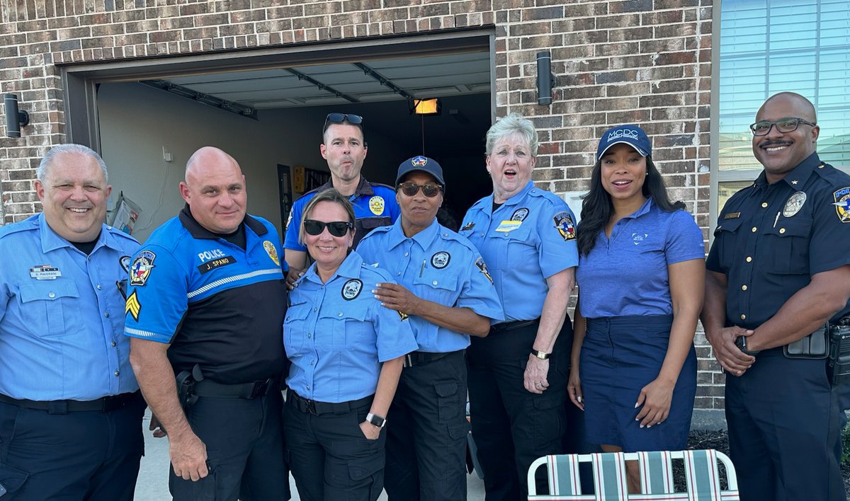 CitzPatrolMcK's tweet photo. COPs visiting events for National Night Out! https://t.co/UAzG0MMIMY
