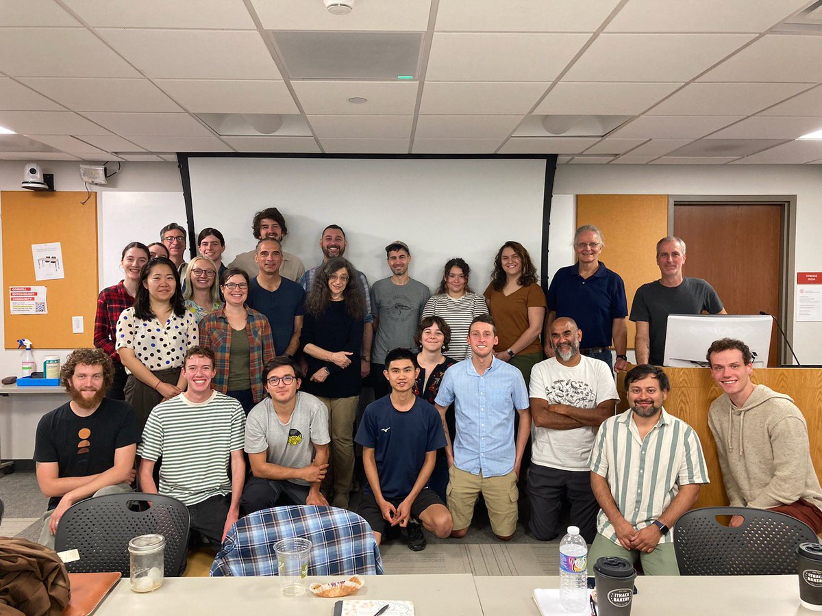 Christophe Duplais 🧪🪲🌾⌬ @chemistophe.bsky.socia (@chemistophe) on Twitter photo What a wonderful and inspirational discussion with <a href="/MayBerenbaum/">May Berenbaum</a> on #ChemicalEcology this morning within our Plant-Interaction Group (PIG) which has been running for 38 semesters 🤩🥳🤯
Missing Katja <a href="/PovedaLab/">PovedaLab</a> Jennifer <a href="/ToxicPlantLab/">Thaler Lab</a> and Scott <a href="/McArtLab/">McArt Lab</a> 🥹 What a wonderful and inspirational discussion with <a href="/MayBerenbaum/">May Berenbaum</a> on #ChemicalEcology this morning within our Plant-Interaction Group (PIG) which has been running for 38 semesters 🤩🥳🤯
Missing Katja <a href="/PovedaLab/">PovedaLab</a> Jennifer <a href="/ToxicPlantLab/">Thaler Lab</a> and Scott <a href="/McArtLab/">McArt Lab</a> 🥹