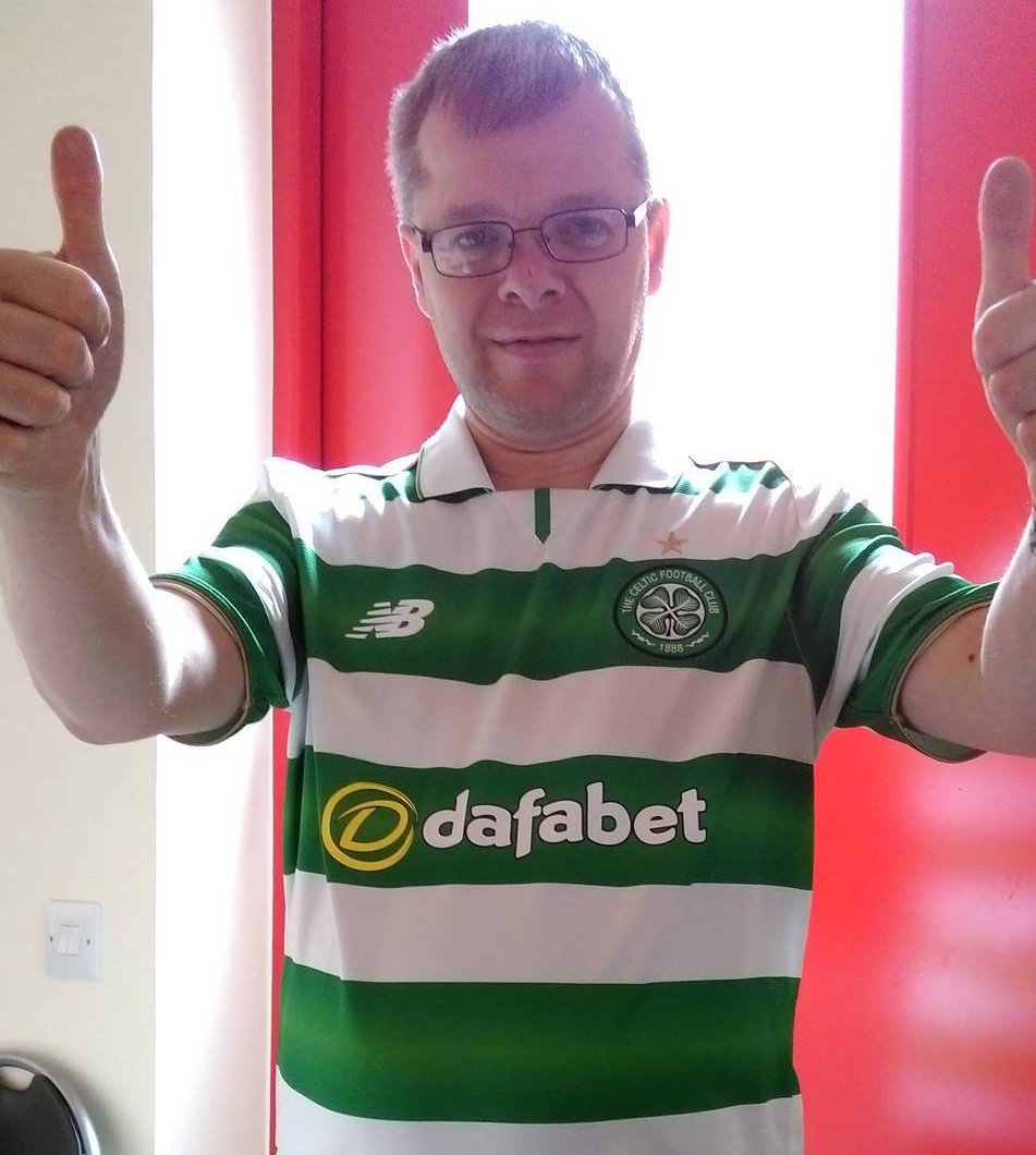 Throwback to 2016. I was thinner and I had hair! 💚🍀