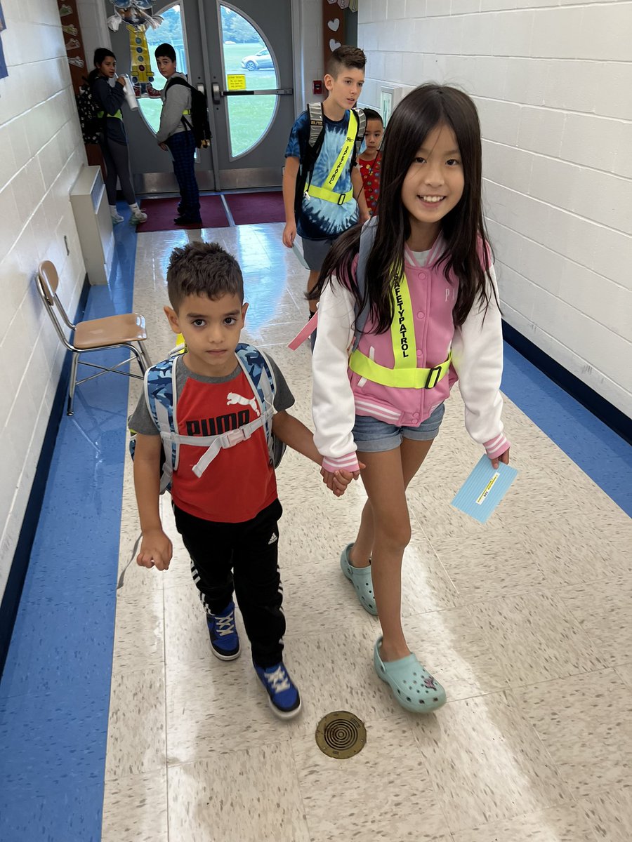 Alyssa Cohen tweet media