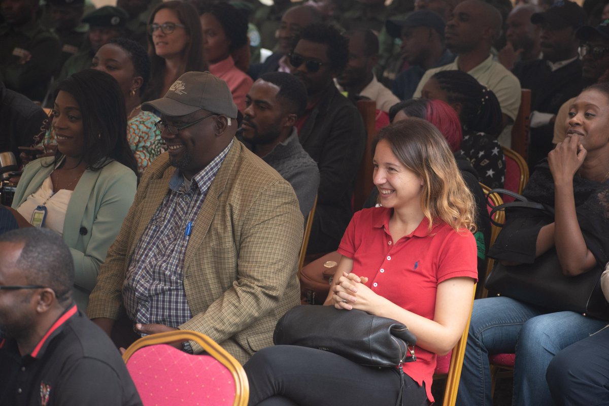 Primatexpertise's tweet photo. The gorilla naming ceremony organized at #Tshivanga, the headquarters of the #KBNP, left a lasting impression. On 5 Oct. 23, we attended the naming ceremony for 6 G. gorillas, including 2 SB (Kabare &amp; Shosho), 3 babies (Stamina, Youssoufa, &amp; Milan), and one adult female (Mpeko). https://t.co/vSZzo35nWi