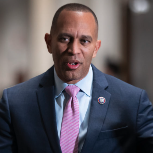 OccupyDemocrats's tweet image. BREAKING: House Minority Leader Hakeem Jeffries torches Republicans for trying to kick two top Democrats out of their established "hideaway" Capitol offices in the wake of Kevin McCarthy's ejection from the Speakership.

Earlier this week, Speaker Pro Tempore Patrick McHenry…