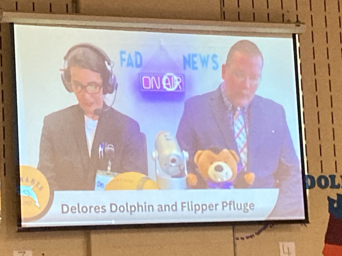 desmaresschool's tweet photo. Special guests conducted our FAD News including a message about respecting ourselves, our friends, and our school. #weekof respect https://t.co/sBQkpZ6irw