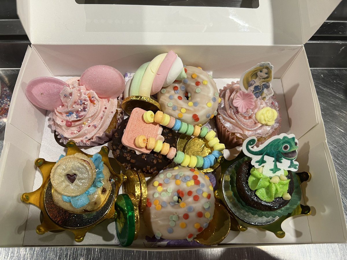 enchantedandtea's tweet photo. Delivering a care box of happiness today to one of our little princesses who needed a castle sandwich it’s been really tough few weeks for our team but to deliver this little bit of happiness from there favourite princess means so much to them #moments @foodieaward https://t.co/kpjMr2VCwa