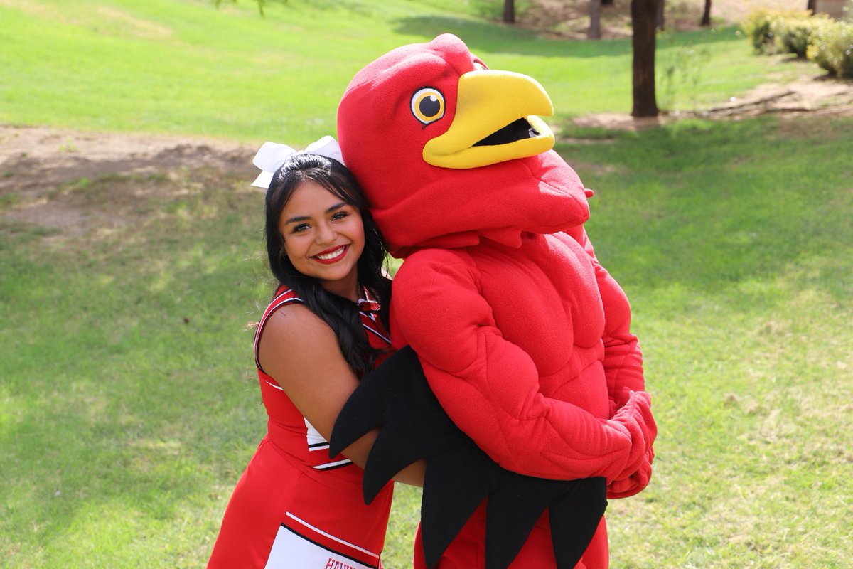 hchawks's tweet image. The backbone of our Athletics 📣 ❤️‍🔥 
#HawkCheer #HawkAthletics