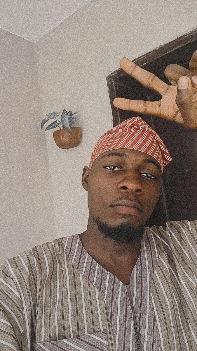 ___Dreamvillian's tweet photo. I'm Nayn from Nigeria 🇳🇬, and this is what i do.. 👨‍💻🎨 https://t.co/HtKjPnTeVU