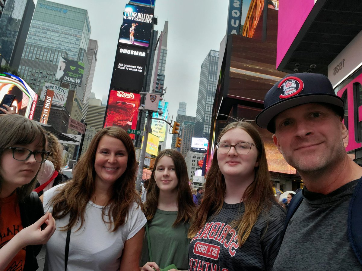 julz 🟧 tweet media