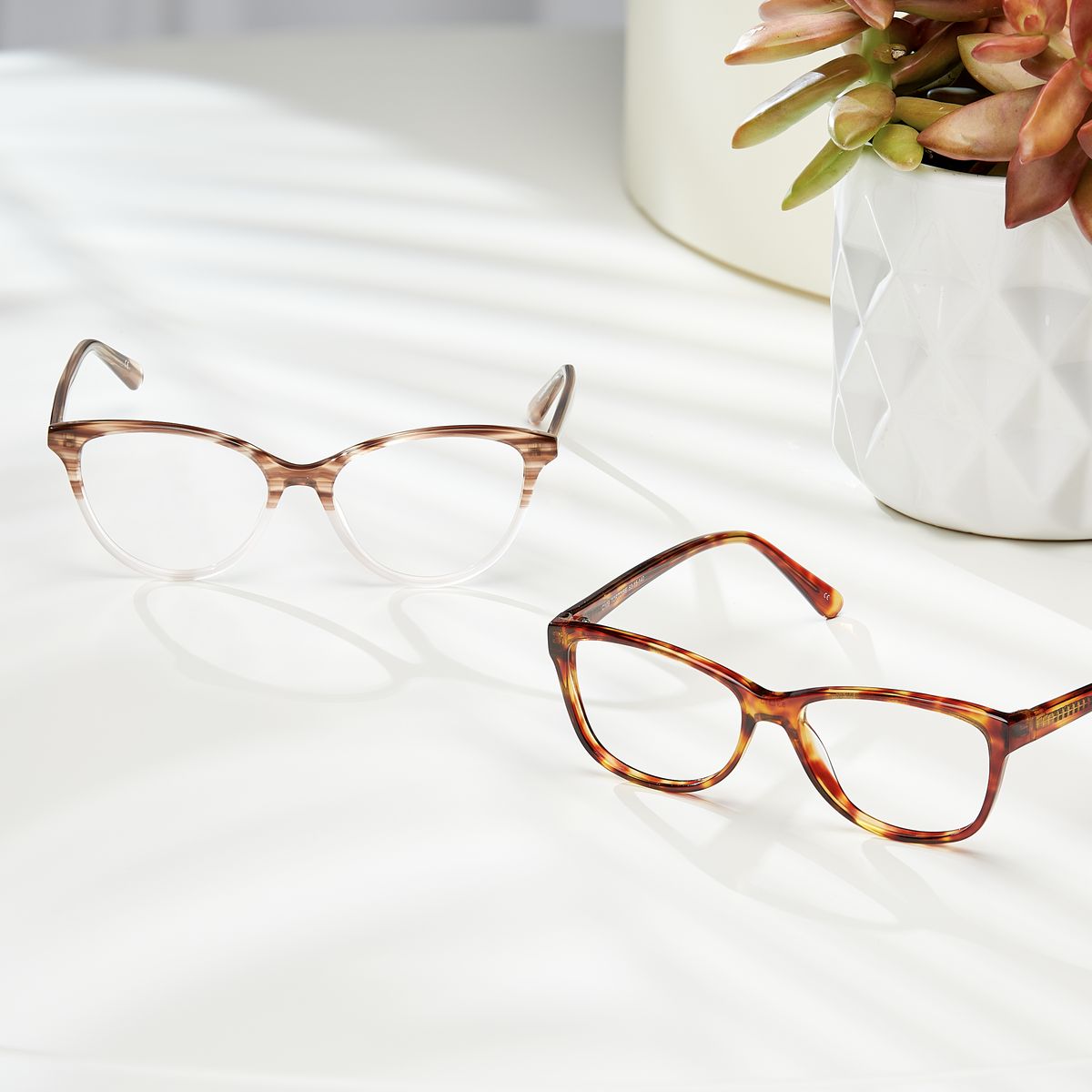 New season, new styles. 🍂 Shop frames we're falling for: bit.ly/46AQwRx