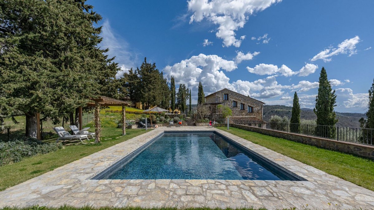 To Tuscany tweet media
