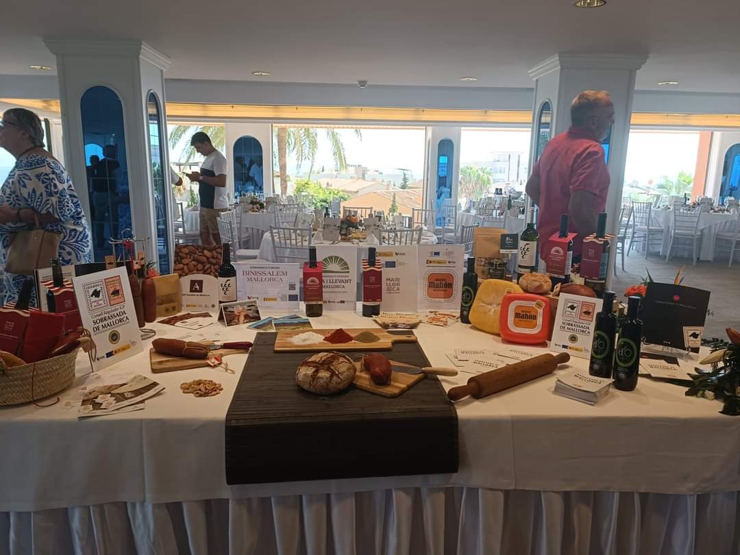 Pa d'Aquí. tweet media