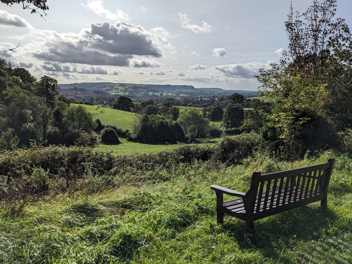 emwitcutt's tweet photo. First week of a new adventure over with! I'm back to school with the Nature and Travel Writing MA at @BathSpaUni, and what a way to start! Thanks for making it so special @StephenMoss_TV, @jonathanlorie, @TravelscribeUK and @suburbanwilduk 💚 https://t.co/IYKpw1cWTF
