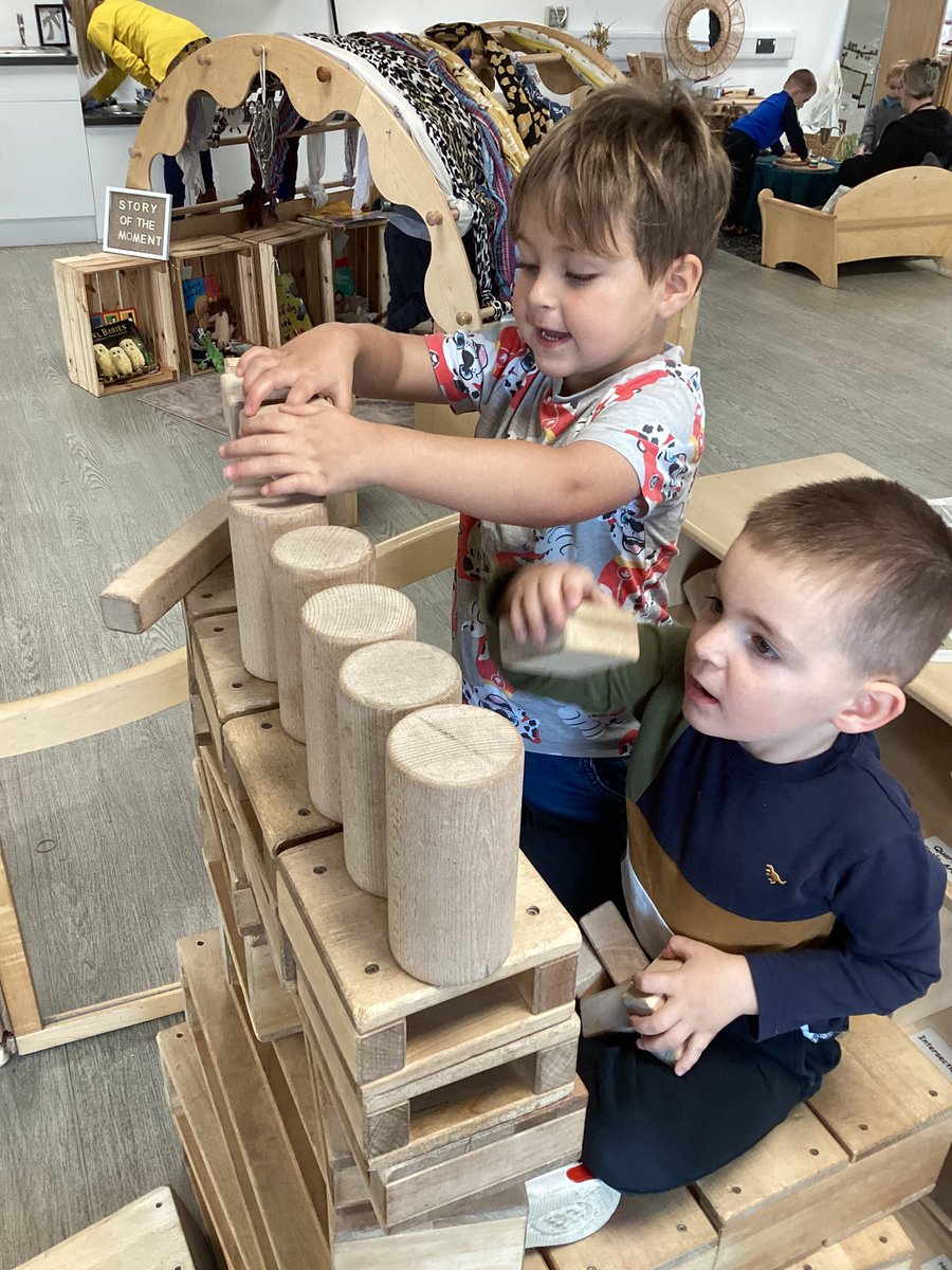 inchlairELCC's tweet photo. Today in our blocks A and K worked together, A said “one, two, three” as they placed more and more on top. K said “four, five!”. Whilst they continued to build, A said “ten!”. #blockplay #autonomouslearner #relationshipsmatter https://t.co/BXyVQ53GoJ