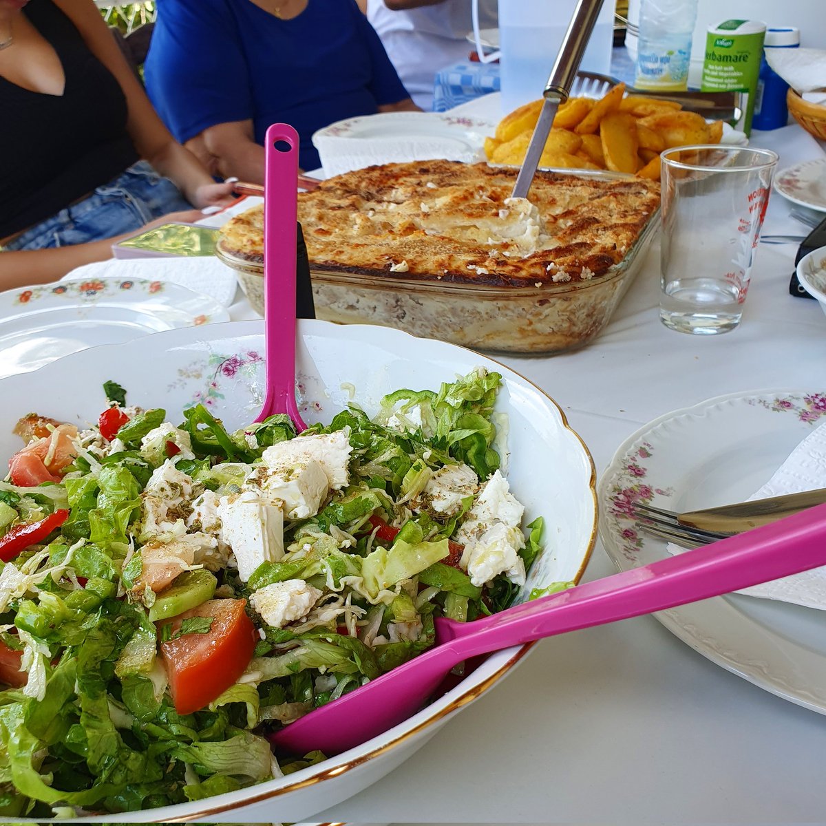 kopiaste's tweet photo. Happy weekend with loved ones, lots of laughter and good food!

#food #foodie #homemade #family #weekend #lunch https://t.co/IUwbFWcqRC