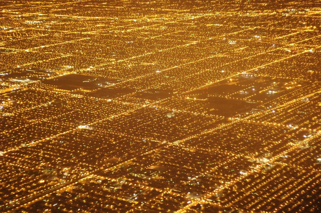 north0fnorth's tweet image. friendly reminder that chicago has the most perfect grid of any major city in the world and it is glorious